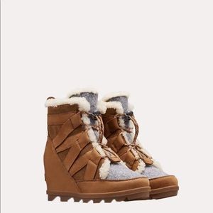 New never worn SZ 6.5 sorel Joan of Arctic Cozy wedge, Beautiful